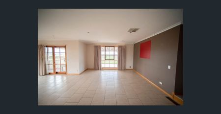 Location, Location - Photo 3