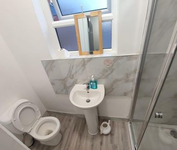 3 bedroom apartment to rent - Photo 1