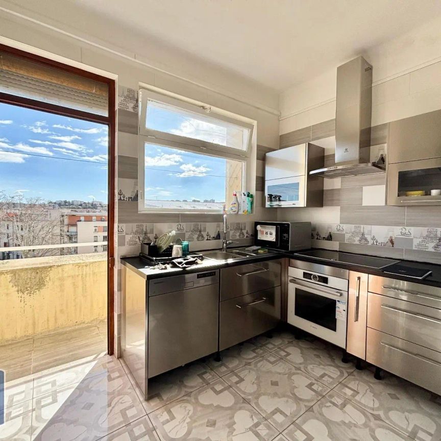 Appartement à louer 4 pièces 104.97m² - Photo 1