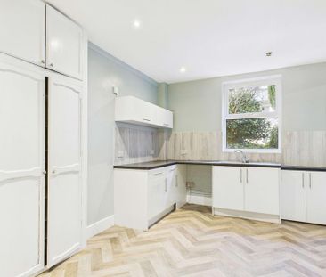 2 bedroom coach house to rent - Photo 6