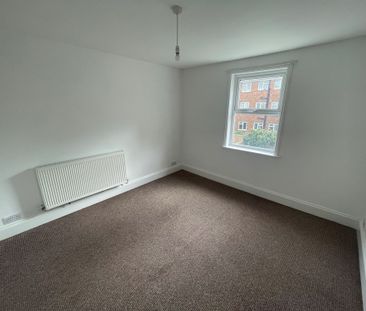 2 bedroom flat to rent Pevensey Road - Photo 1
