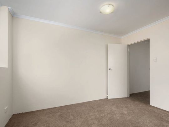 5 / 5 Mowatt Street, Queanbeyan East - Photo 1