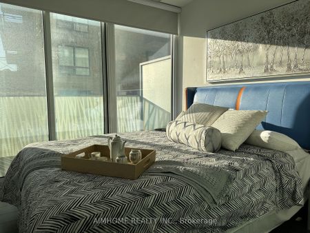 For Lease - 42 Charles Street Unit# 704, Toronto, Ontario - Photo 4