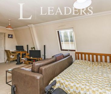 apartment to rent Stadium House, 73 Walton Road, Woking, GU21 - Photo 4