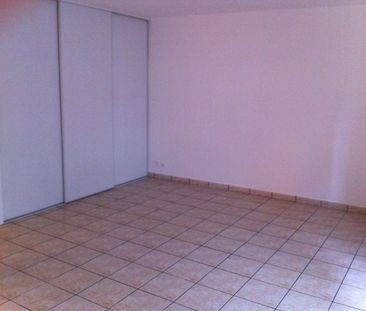 Location Appartement 2 pièces 53m² YSSINGEAUX 43200 - Photo 1