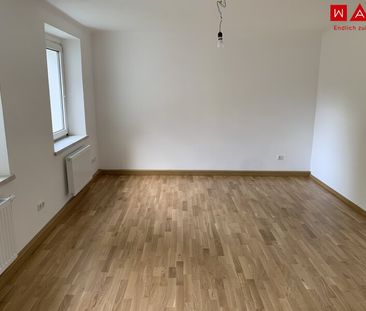 Eine Wohlfühloase im Grünen wartet auf Sie! Umfassend sanierte 2 Zi... - Foto 1