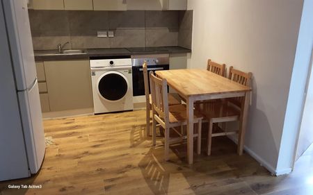 Cornwall Road, Tottenham N15, London - Photo 2