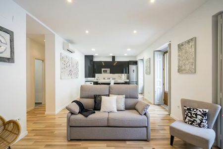 Calle de Preciados, Madrid, Community of Madrid 28013 - Photo 3