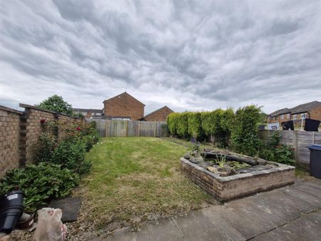 Linford Crescent, Markfield - Photo 3