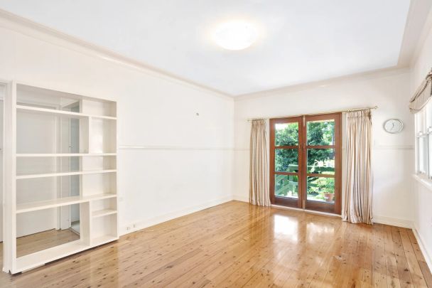 Charming Two-Bedroom Semi In Prime Artarmon Location - Photo 1