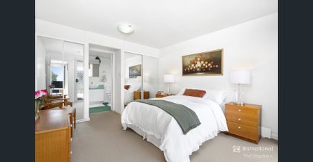 Unbeatable Location - Walk to Everything! Avail 20th December 2025 - Photo 4