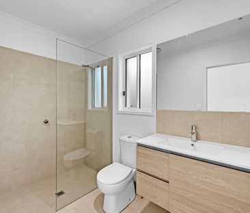 BRAND NEW 3 BEDROOM HOUSE - PALMVIEW - Photo 6