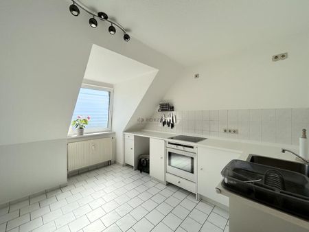 +++Gemütliche Dachgeschosswohnung mit 3 Zimmern+++ - Photo 3