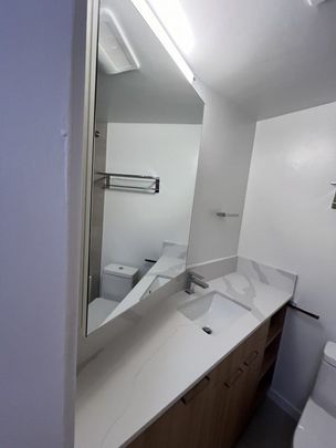 YORK HOUSE - Photo 1