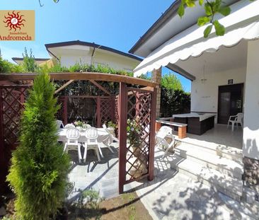 Villa unifamiliare via Terreni Pacchiani, Centro, Forte dei Marmi - Photo 1