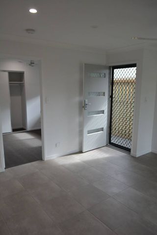 FULLY SECURE & PERFECT FOR A FAMILY. LESS THAN TWO YEARS OLD - Photo 4