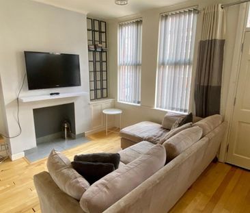 2 BED Terraced House To rent - Photo 2