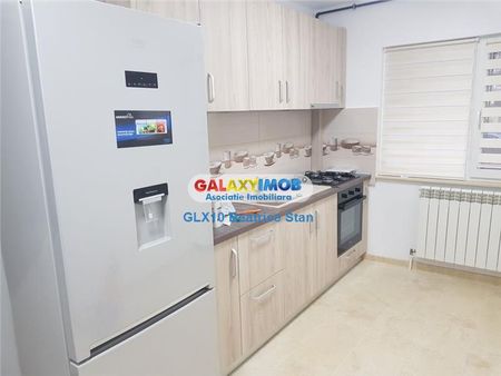 Inchiriere apartament 3 camere decomandat Colentina birou/locuinta - Photo 2