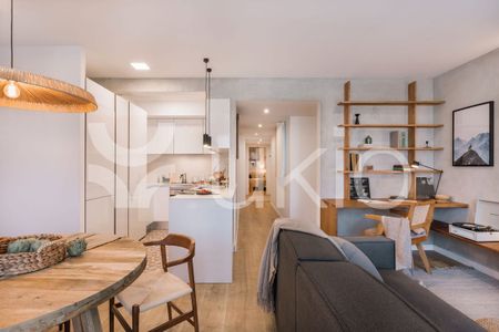 Barcelona Capital, Catalonia 08015 - Photo 4