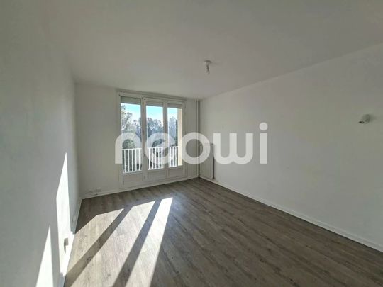 Location Appartement 4 pièces 65m² VILLEFRANCHE SUR SAONE 69400 - Photo 1