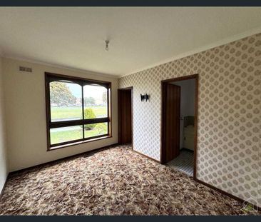 487 Princes Drive, Morwell, Vic 3840 - Photo 2