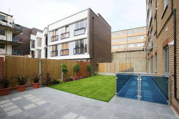 Vibeca Apartments, Chicksand Street, Spitalfields, London, E1 - Photo 1