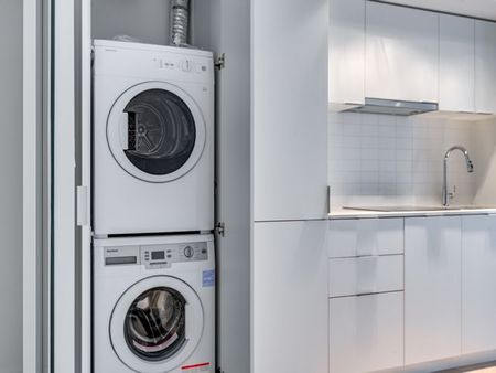 For Lease - 955 Bay Street Unit# 618, Toronto, Ontario - Photo 2