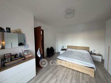 Bilocale in Affitto in Via Girolamo Santacroce 19 H a Napoli - Foto 2