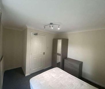 Rm, Brookfurlong, Ravensthorpe, PE3 - Photo 2
