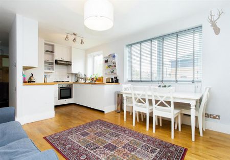 2 bedroom apartment to rent - Photo 3