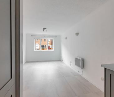 Florence Road, Southsea - Photo 1