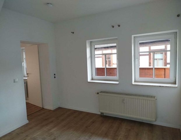 lauschige 2 Zimmerwohnung mit kleinen Balkon in der City von Altenburg - Foto 1