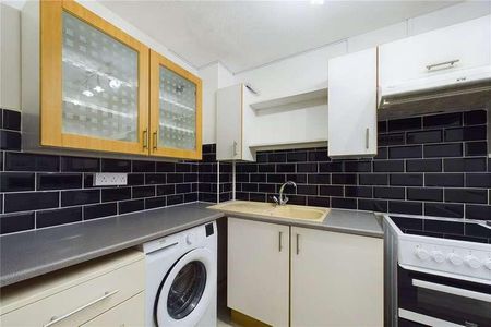 Hartley Gardens, Tadley, Hampshire, RG26 - Photo 5