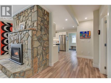 Upper suite in Peaceful Peachland! - Photo 2