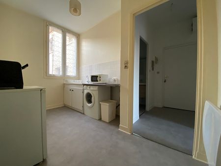 Location Appartement 2 pièces 49m² - Photo 5