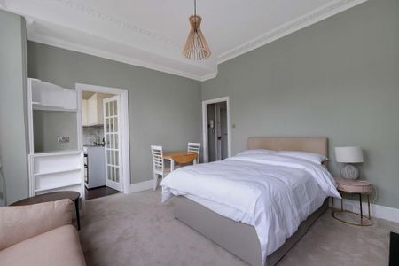 Studio to rent - Photo 3