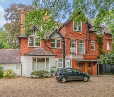 Egerton Road, Weybridge, Surrey, KT13 - Photo 2