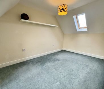 Brentwood, Norwich - Photo 5