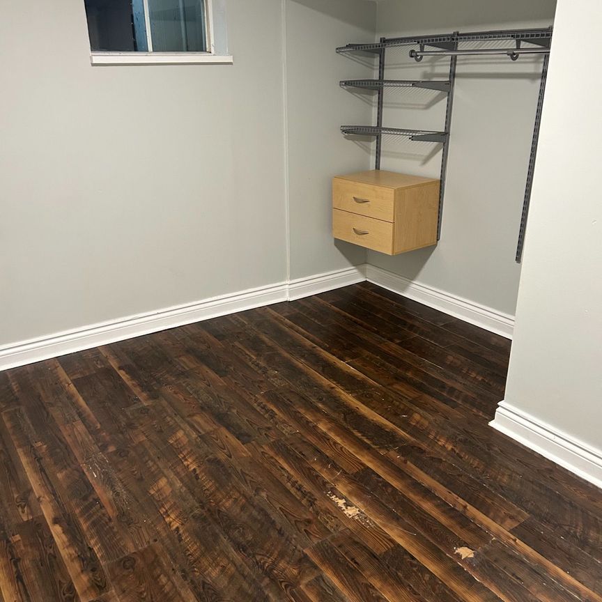 For Lease - 204 Cherrywood Drive Unit# Basement, Newmarket, Ontario - Photo 1
