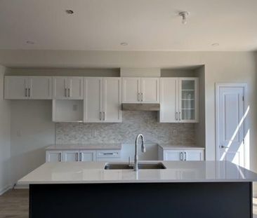 For Lease - 573 Lilith Street, Barrhaven, Ontario - Photo 5