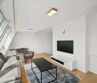 3-Zimmer-Maisonette mit großzügiger Dachterrasse im Herzen des 10. Bezirks - Photo 1