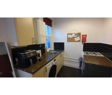 1 bedroom flat to rent - Photo 5