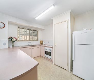 32 Manthey Cres, Bray Park QLD 4500 - House For Rent | Domain - Photo 6