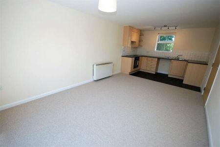 2 bedroom flat to rent - Photo 4