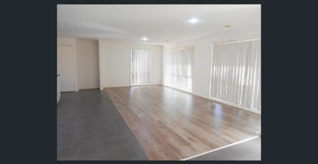 4 BEDROOM TREASURE IN TARNEIT - Photo 4