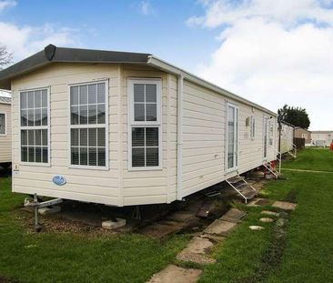 Sheerness Holiday Park, Halfway Road, Minster On Sea, Sheerness, ME12 - Photo 2