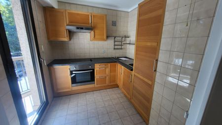 Location Appartement 2 pièces 50m² CAGNES SUR MER 06800 - Photo 2