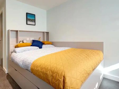 7 Bed Medium En-suite - Photo 4