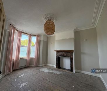 2 bedroom semi-detached house to rent - Photo 1