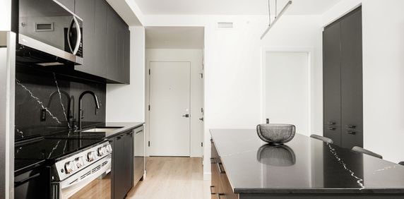 4 1/2 - Mil20 - Photo 2